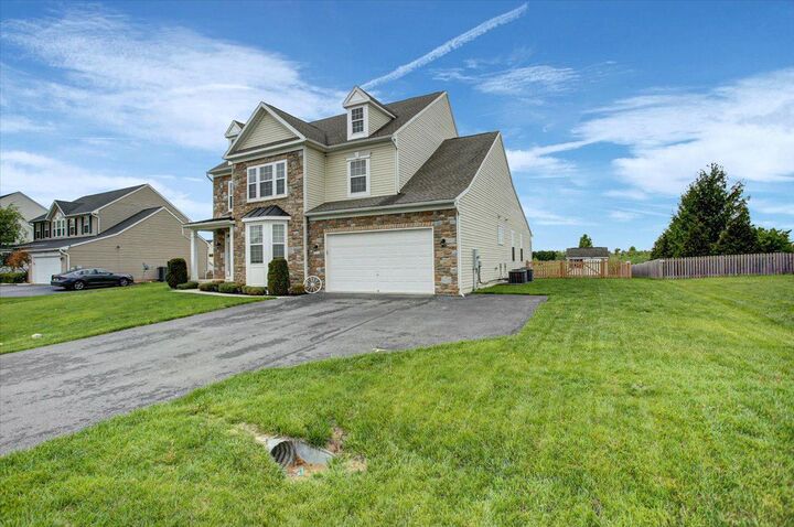 Property Photo:  1236 Dallas Drive  PA 17225 