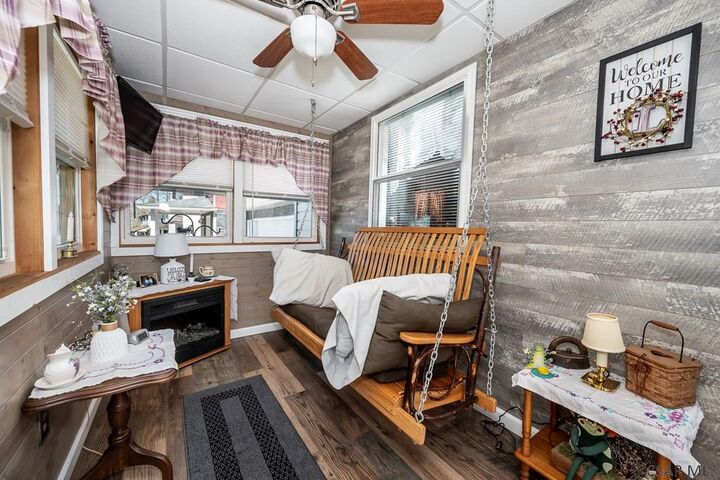 Property Photo:  1072 Beaver Run Avenue  PA 15955 
