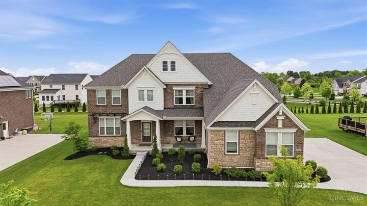Property Photo:  4123 Highland Green Drive  OH 45040 