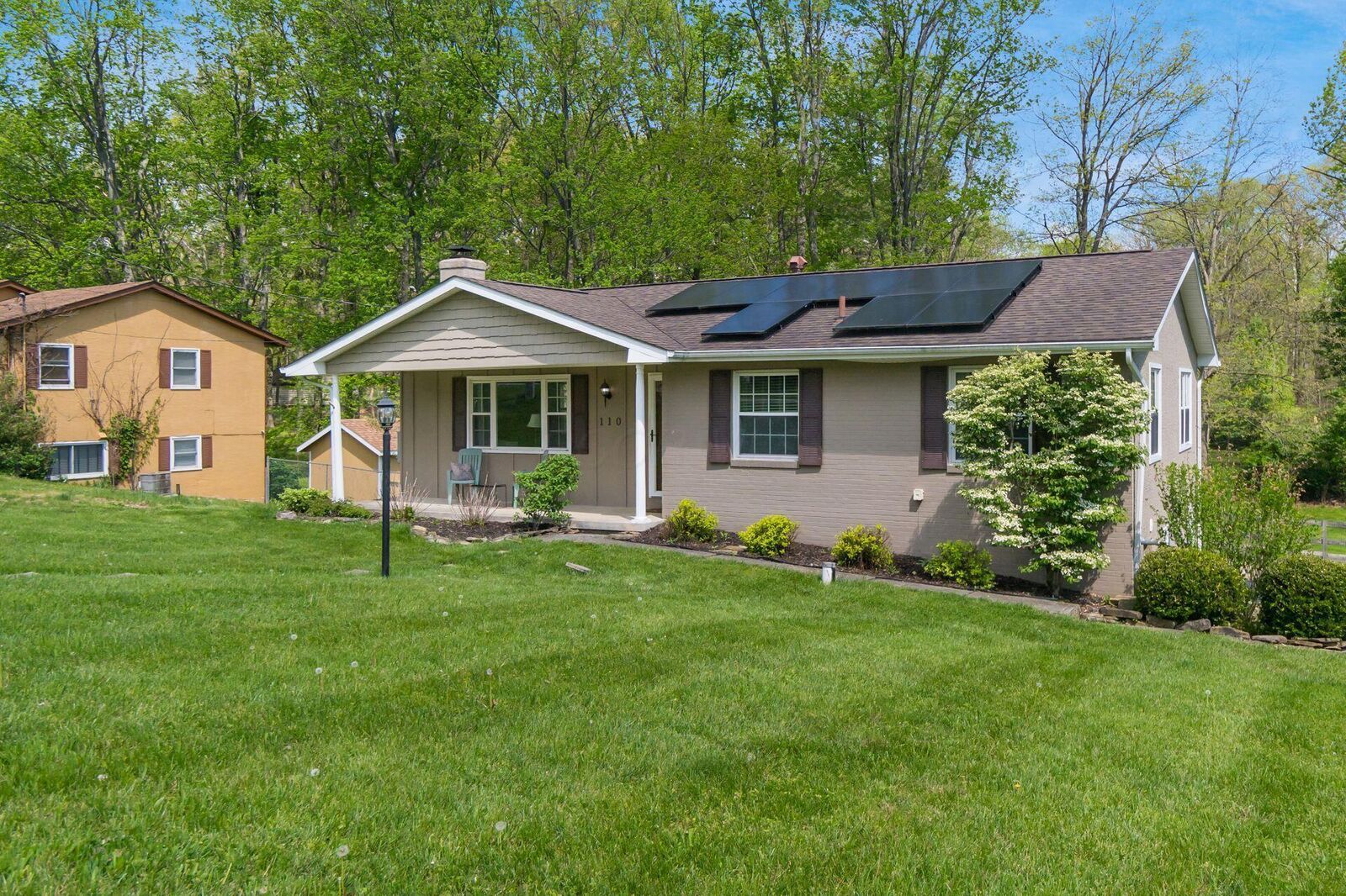 Property Photo:  110 Scenic Road  OH 43004 