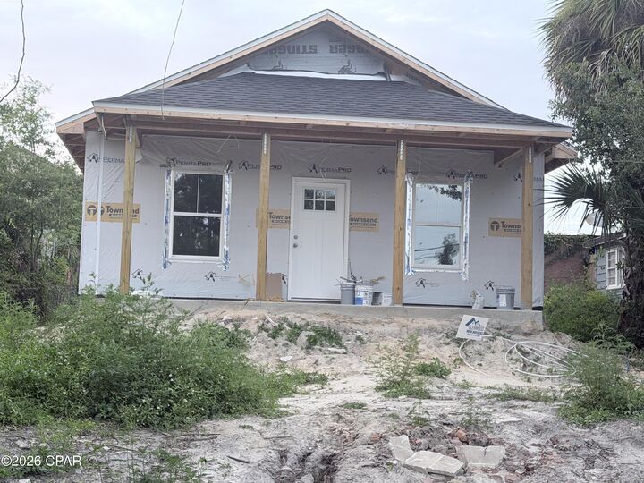 Property Photo:  803 E 8th Street  FL 32401 