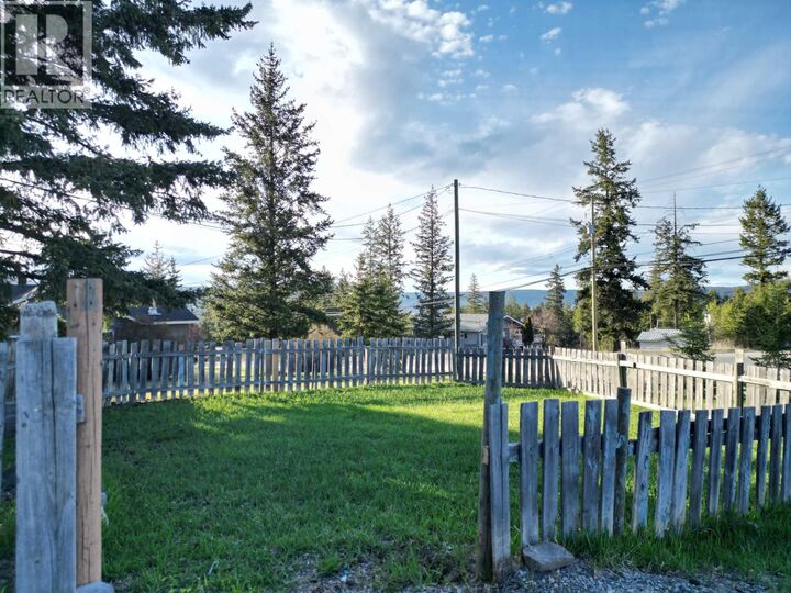 Property Photo:  923 Dog Creek Road  BC V2G 3G5 