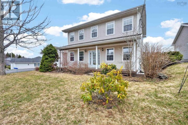 Property Photo:  10 Amberwood Crescent Crescent  NS B1R 2J8 