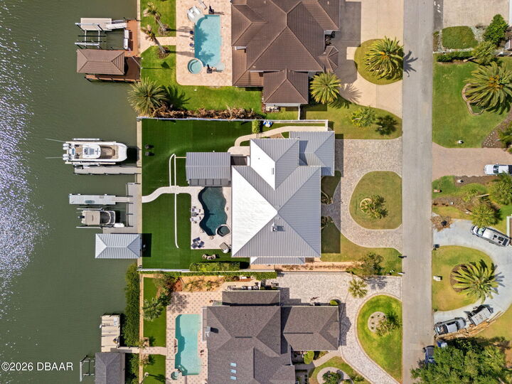 Property Photo: 1214 Commodore Drive FL 32168