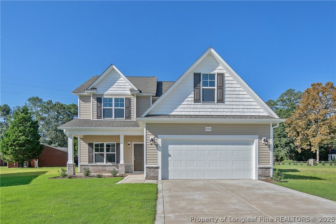 Property Photo: 4304 Kirkhill Court NC 28395