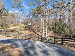Property Photo:  428 Dogwood Drive  GA 30114 