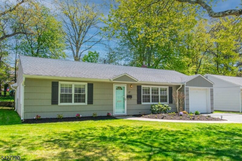 Property Photo:  17 Morris Rd  NJ 07052 
