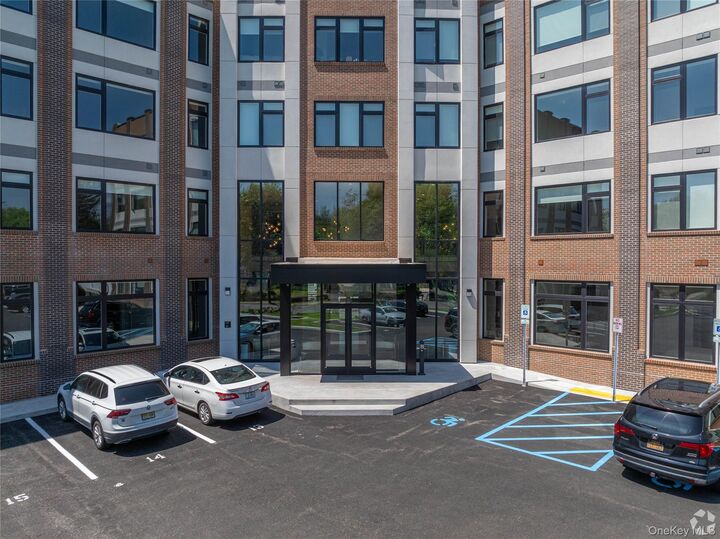 Property Photo:  15 Washington Avenue 307  NY 10901 