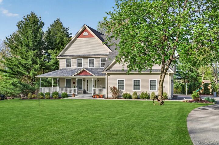 Property Photo:  31 Horizon Farms Drive  NY 10990 