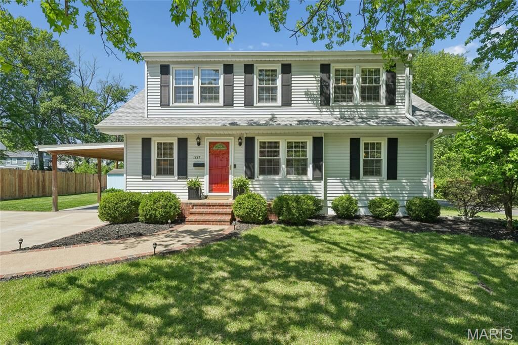 Property Photo:  1337 Warson Place  MO 63119 