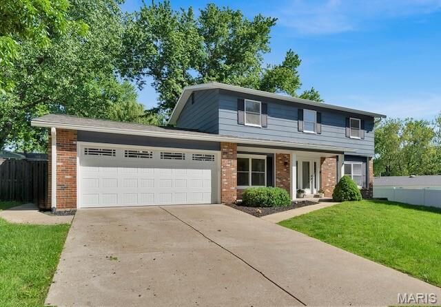 Property Photo:  821 Laurel Lane  MO 63301 