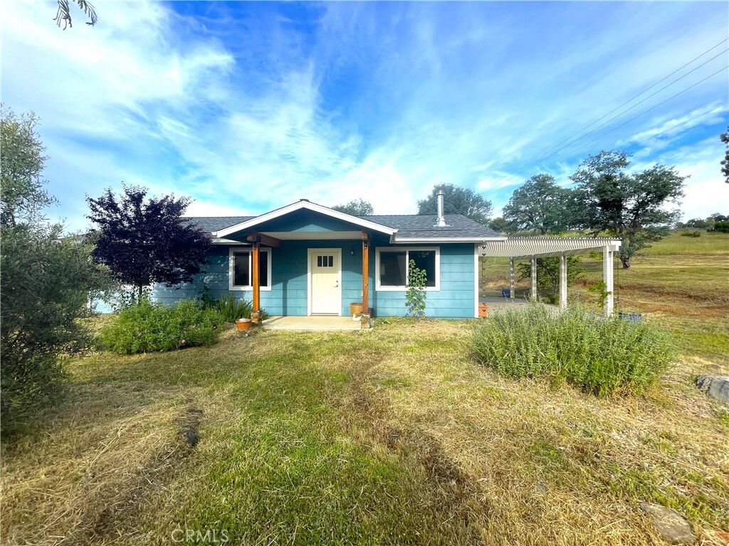 Property Photo:  4176 Sebastopol Road  CA 95338 