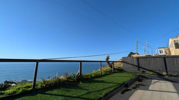 Property Photo:  910 Skyline Drive  CA 94015 