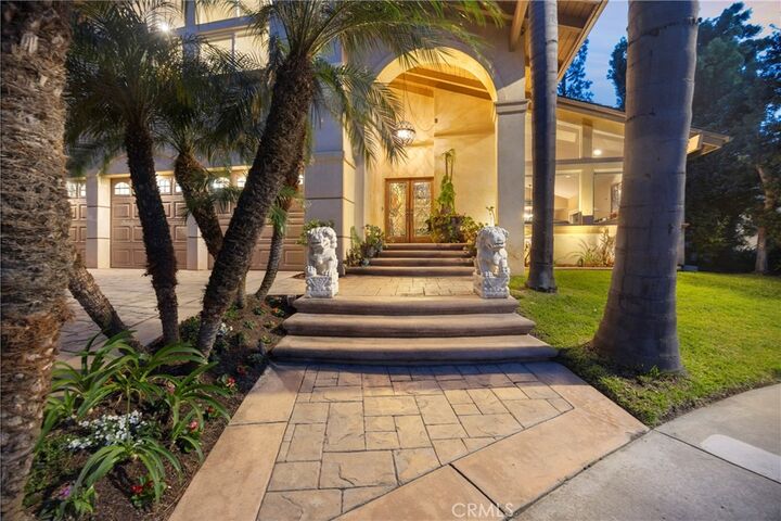 Property Photo:  701 Pepper Tree  CA 90815 