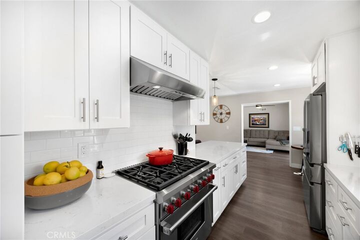 Property Photo:  2940 Firethorne Ave  CA 92835 