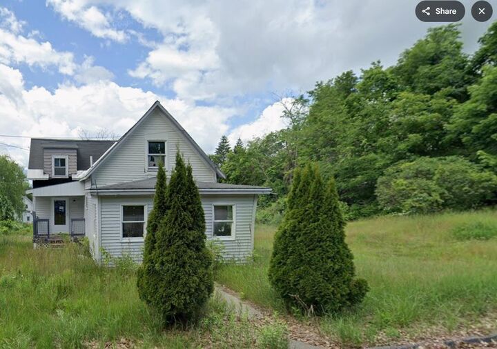 Property Photo:  72 Chestnut Street  NH 03235 