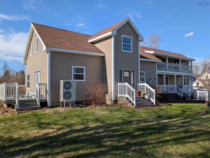 13 Lornevale Road — photo 1