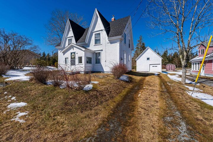 Property Photo: 46 Highway 335 NS B0W 3S0