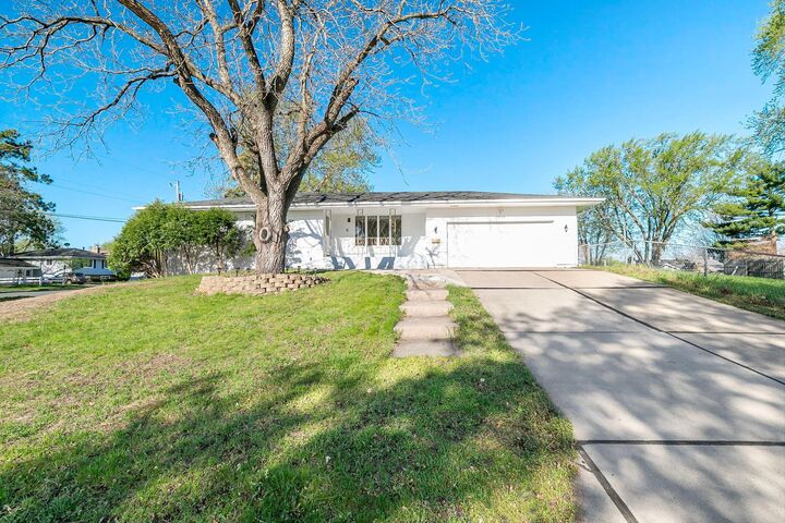 Property Photo:  9242 Queen Avenue S  MN 55431 