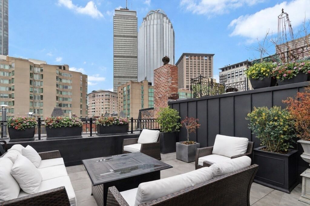 Property Photo:  102 Saint Botolph St  MA 02115 