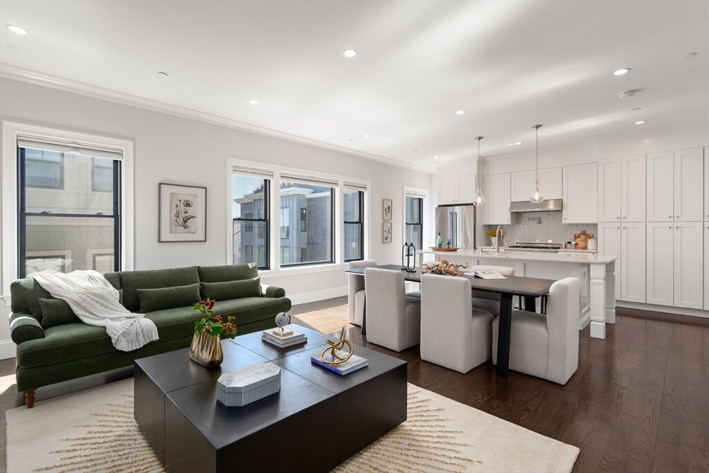 Property Photo:  160 W Broadway Ph3  MA 02127 