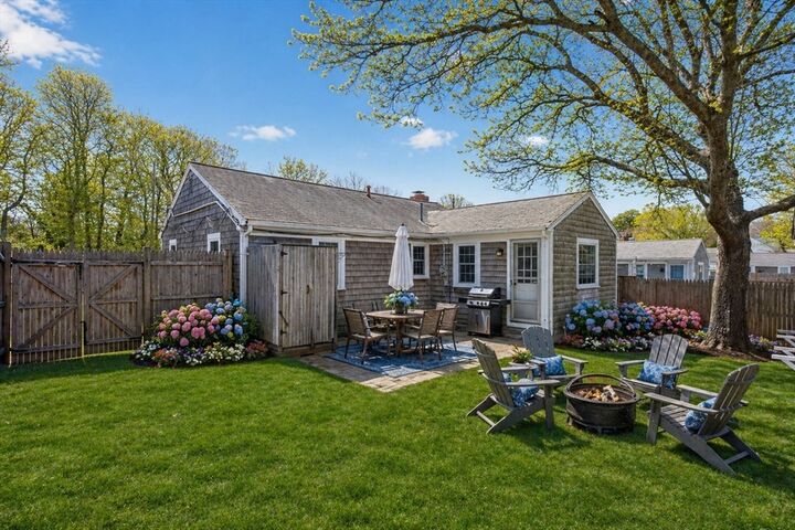 Property Photo: 9 Mayflower Rd MA 02673