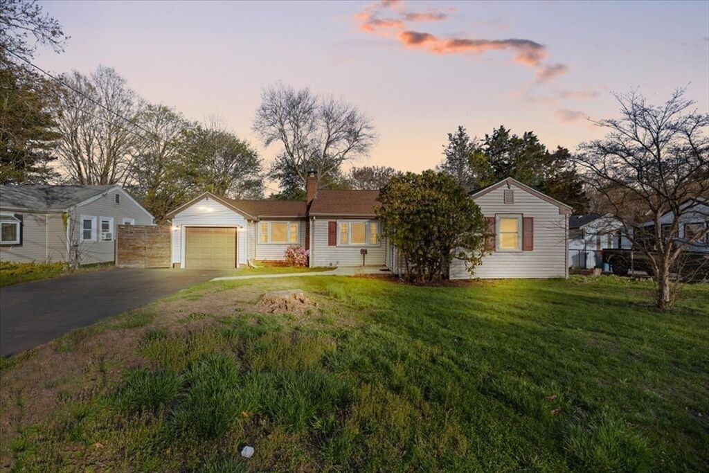 Property Photo:  11 Lind Terrace  MA 02368 