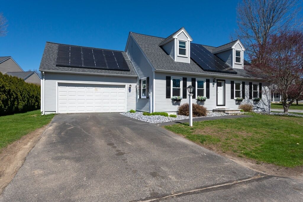 Property Photo:  26 Juniperwood Dr  MA 01832 