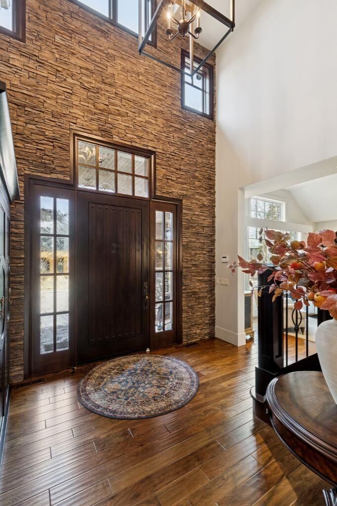 Property Photo: 4315 17 Street SW AB T2T 4P9