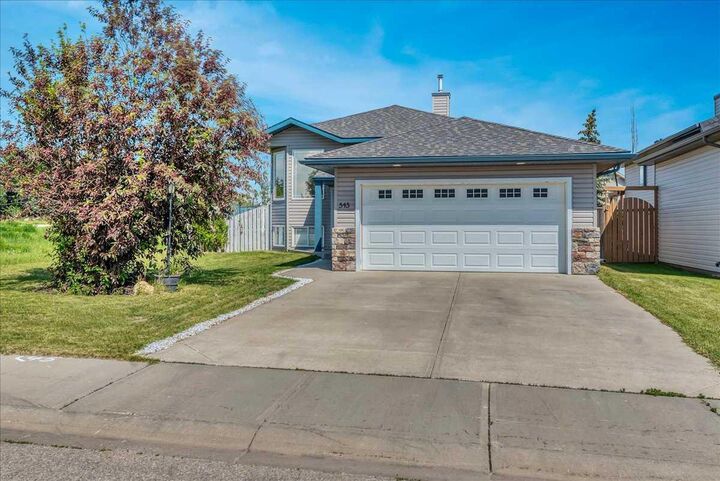 Property Photo: 545 Hillview Gate AB T1P 1Z6