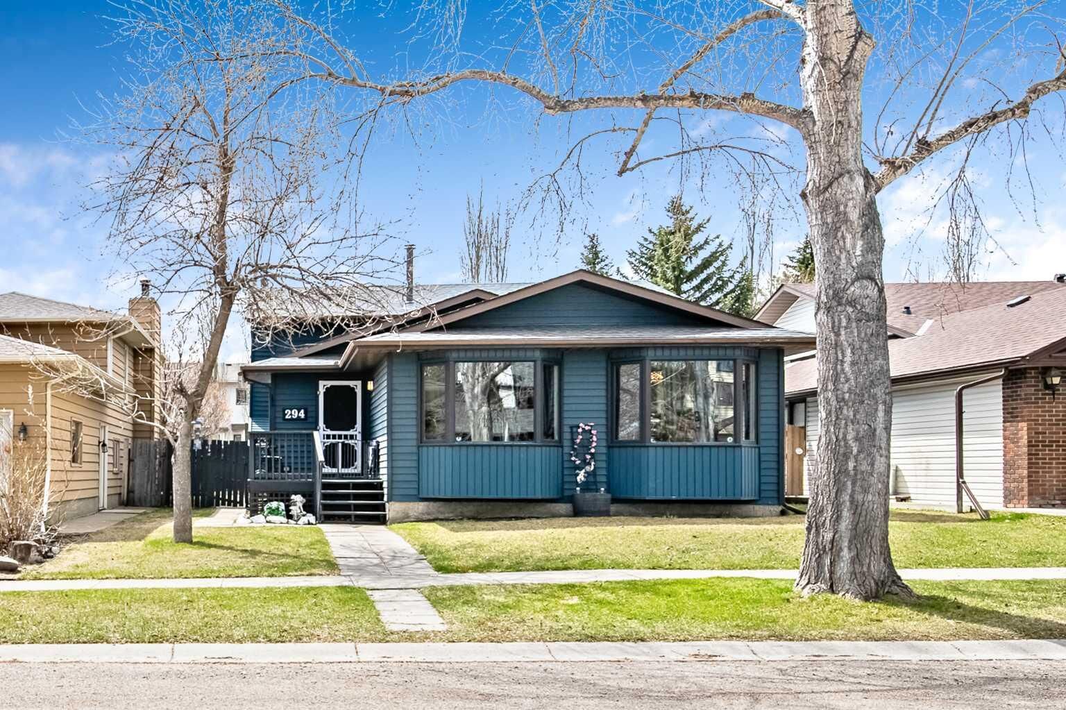 Property Photo:  294 Shawnessy Drive SW  AB T2Y 1M5 