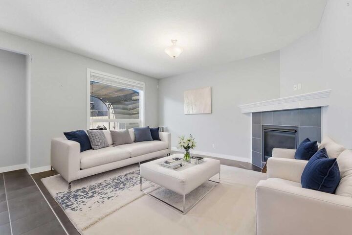 Property Photo: 174 Morningside Circle SW AB T4B 0X4
