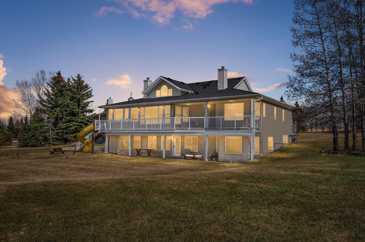 Property Photo: 243222 Range Road 32 AB T3Z 2E3