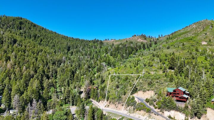 Property Photo: 655 Matterhorn Drive UT 84098