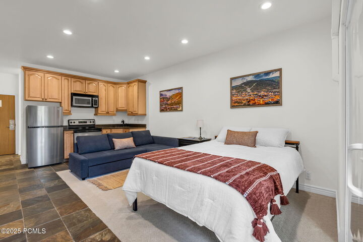 Property Photo: 2285 Sidewinder Drive 701 UT 84060