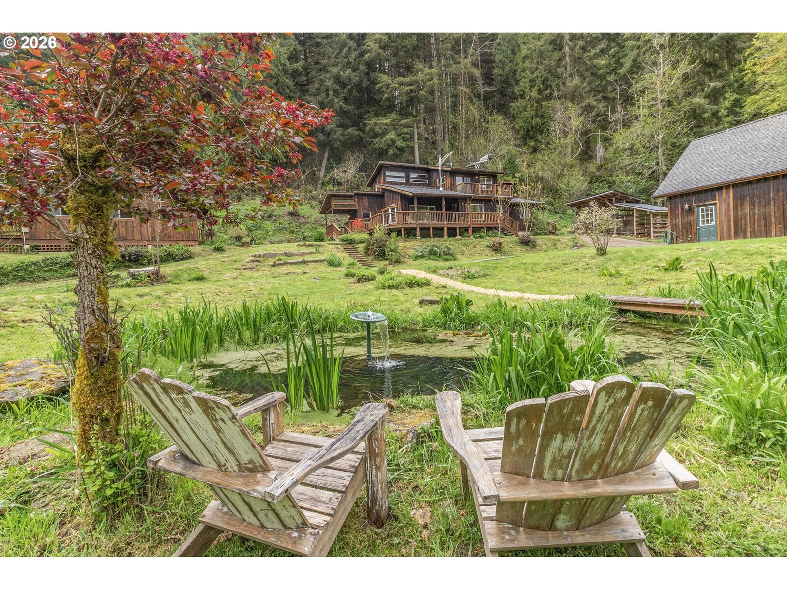 Property Photo: 93537 Deadwood Creek Rd OR 97430