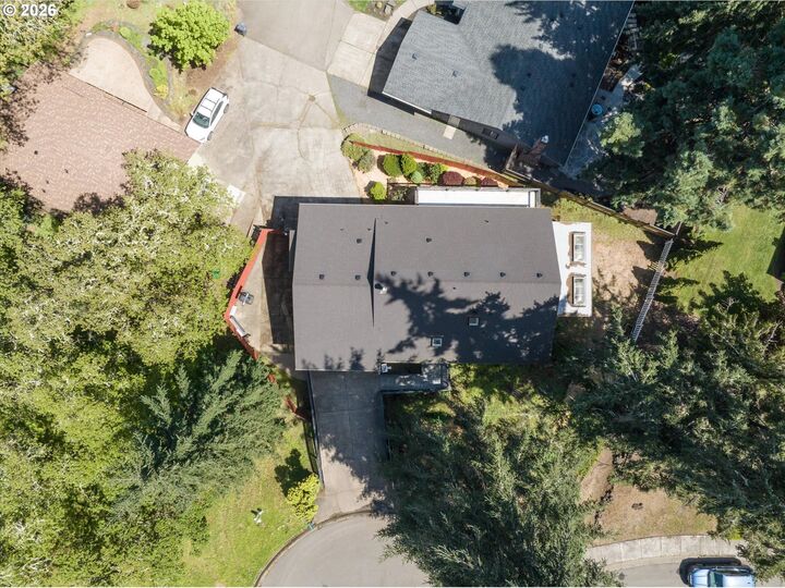 Property Photo:  1783 Graham Dr  OR 97405 