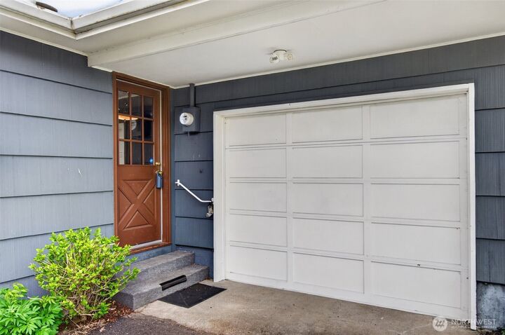Property Photo:  2  Pacific Place  WA 98632 