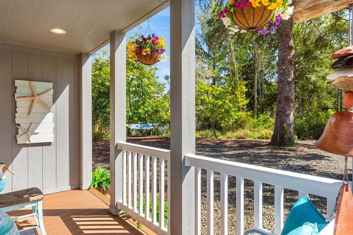 Property Photo:  502 W Grant  WA 98595 