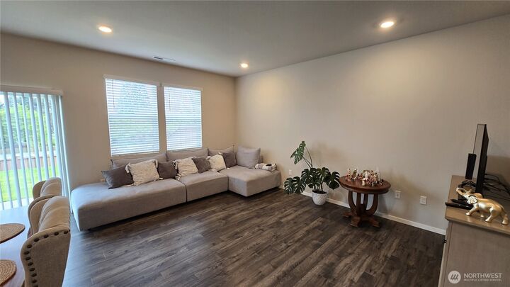 Property Photo:  1712  Moran Avenue  WA 98920 