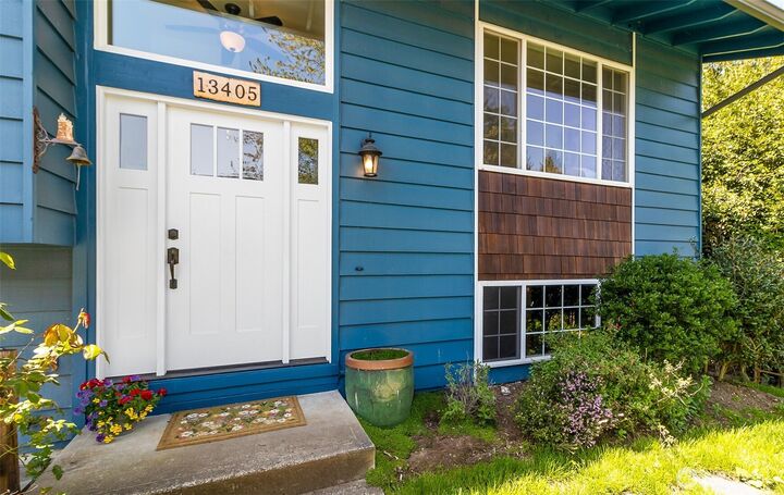 Property Photo:  13405  115th Avenue NE  WA 98034 