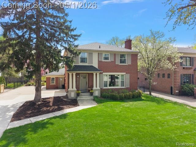 Property Photo:  1004 Wimbleton Drive  MI 48009 