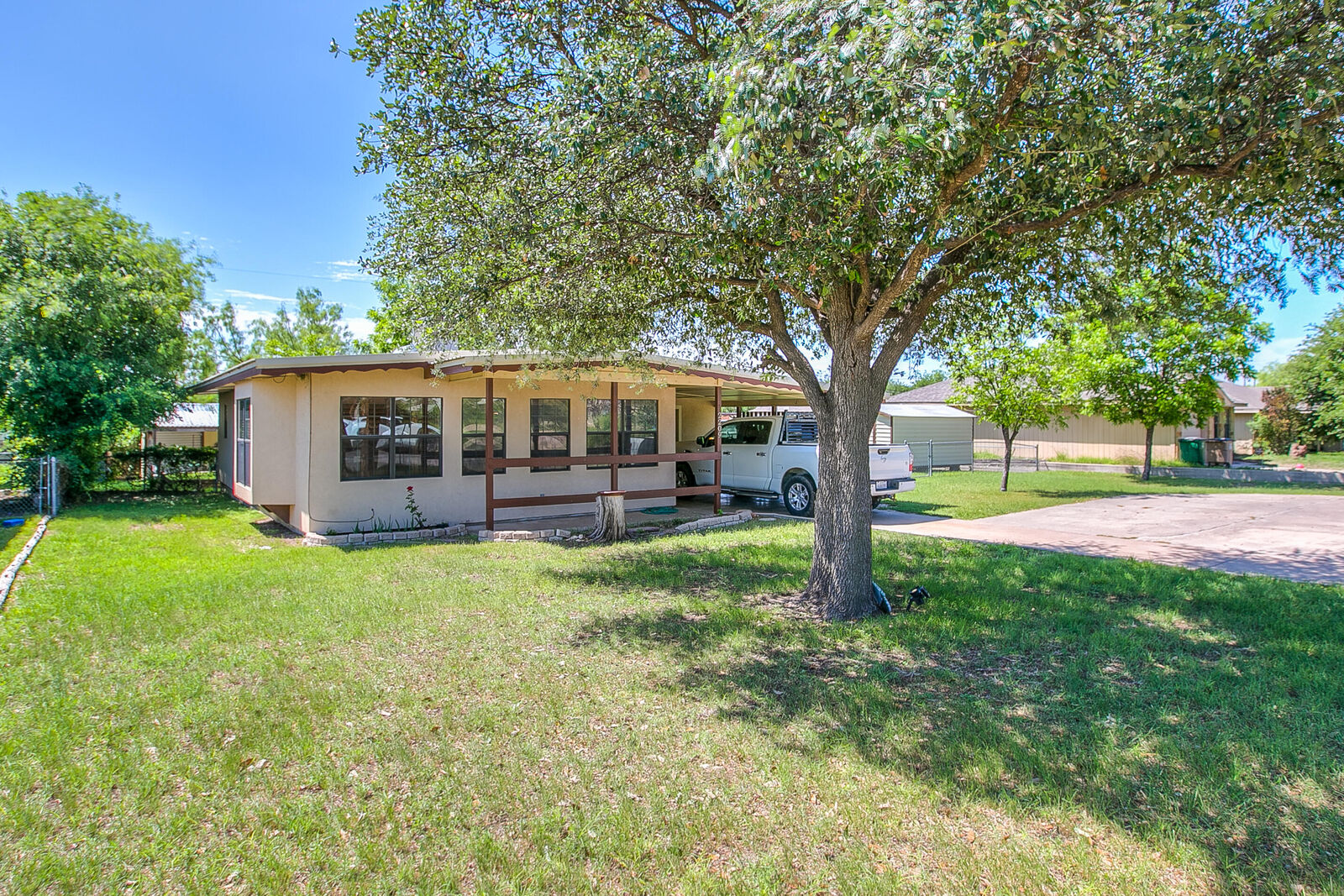 Property Photo:  2209 Lindell Avenue  TX 76901 