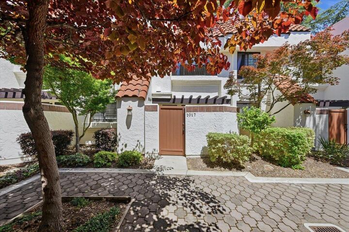 Property Photo:  1017 Chula Vista Terrace  CA 94086 