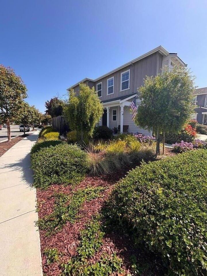 Property Photo:  271 10th Street  CA 93933 