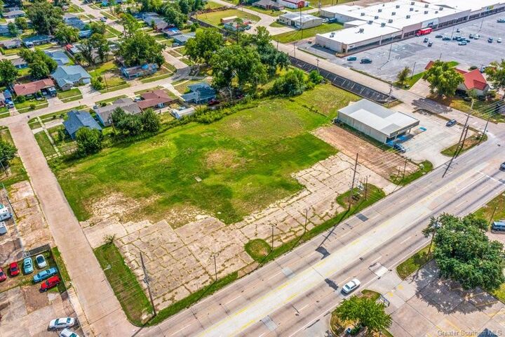 Property Photo:  2801 Gerstner Memorial Drive  LA 70601 