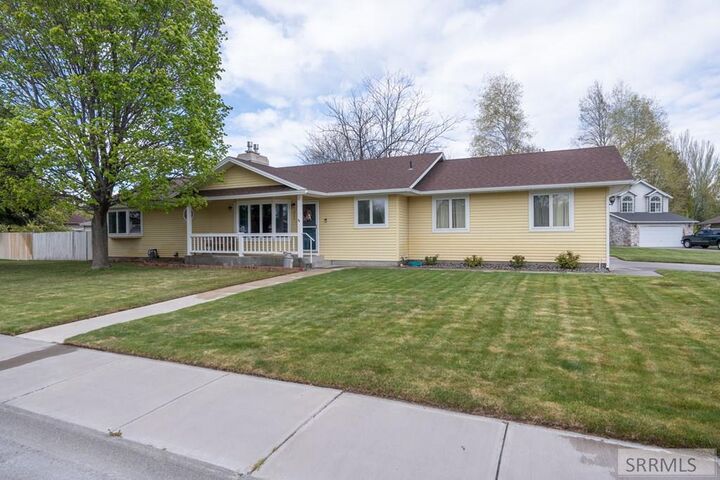 Property Photo:  2945 Chaparral Drive  ID 83404 