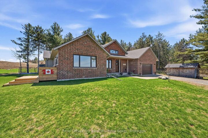 Property Photo: 63 Hansen Road ON K0K 1H0