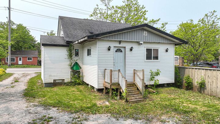 Property Photo:  382 West Street N  ON L3V 5E6 