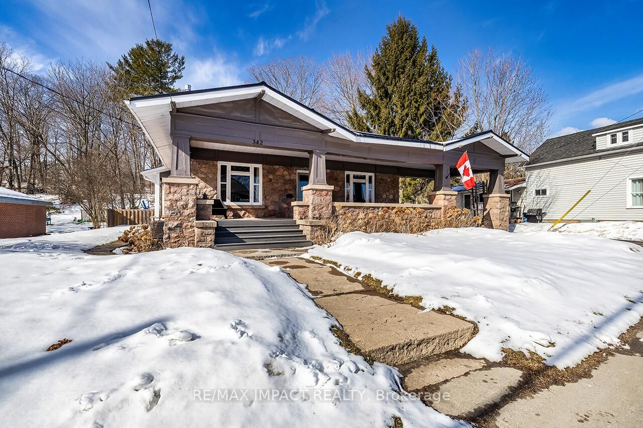 Property Photo: 342 Metcalf Street ON K0K 3J0
